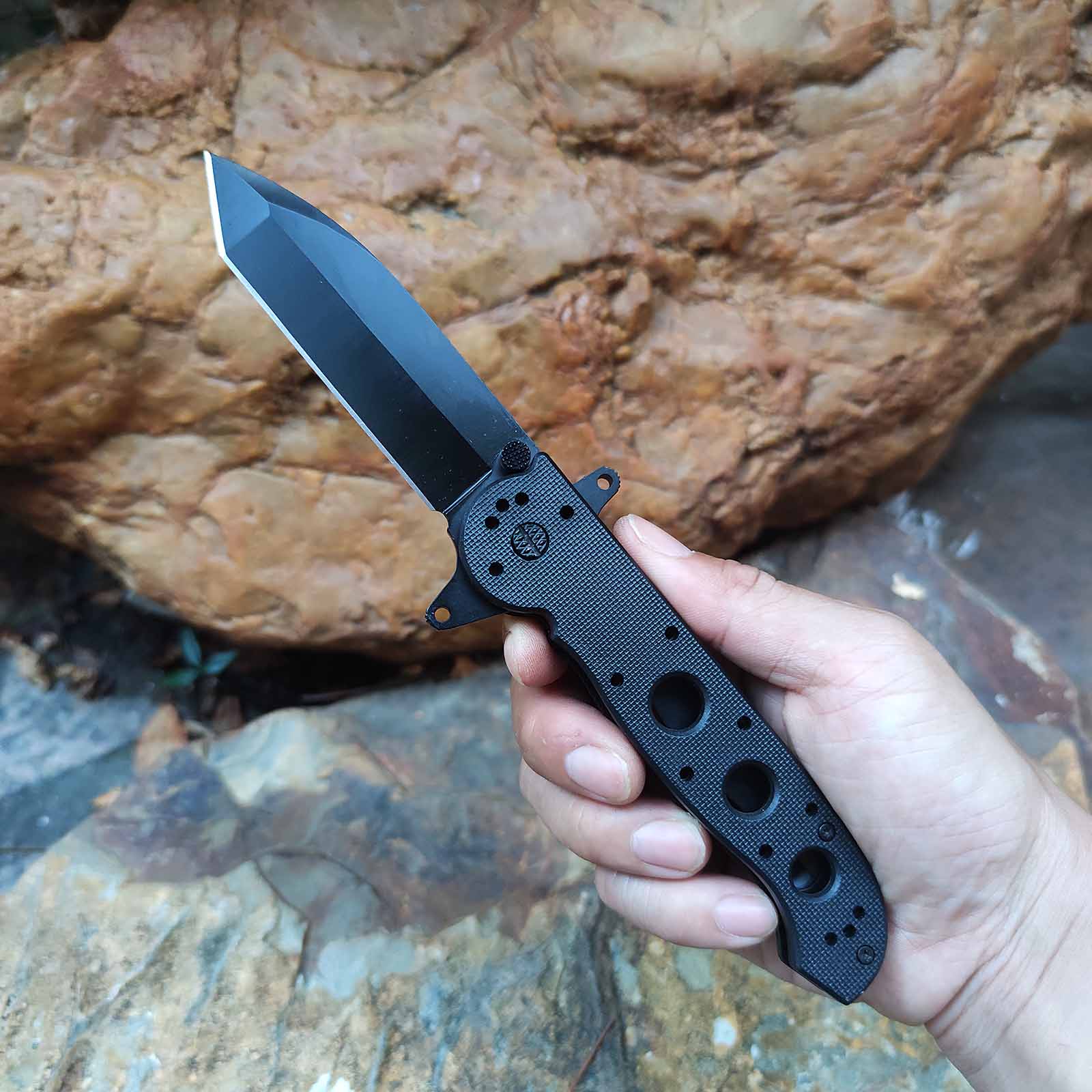 Pocket Knife Outdoor Survival  - Everyday Carry (Edc) Knife recensione e prezzo