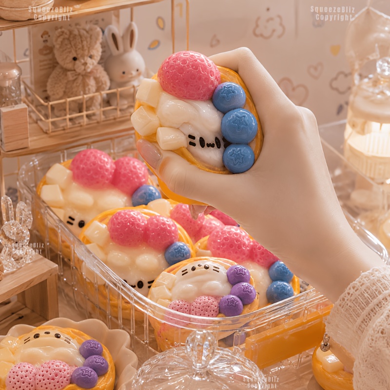 Cute Strawberry Egg Tart Squis - Edc Car Carry recensione e prezzo