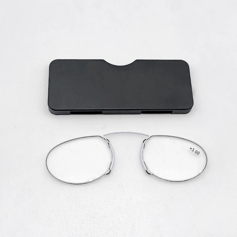 2024 Titanium Mini Reading Gla - Wallet Slim Titanium recensione e prezzo