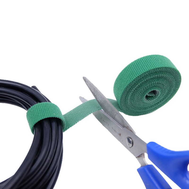 5M Self Adhesive Fastener 10/1 - Gear Tie Reusable recensione e prezzo