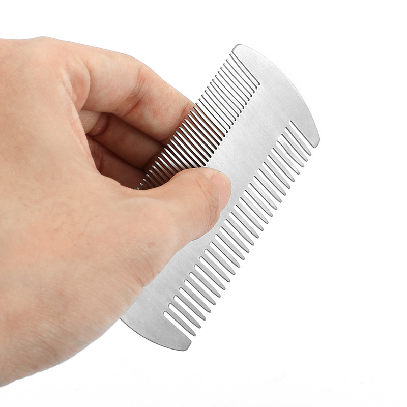 Metal Hair Beard Comb EDC Cred - Multitool Credit Card recensione e prezzo